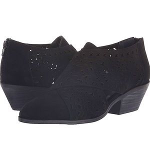 Carlos by Carlos Santana Women's Miranda Ankle Boot. New without box. Size 9.5